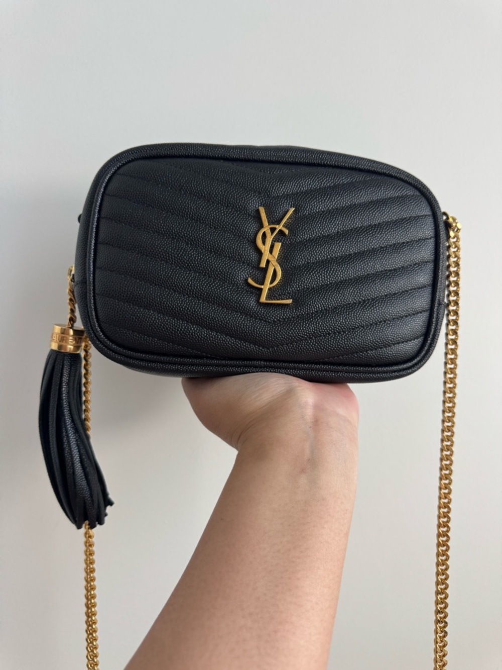 Saint Laurent Black Quilted Crossbody Camera Bag with Gold Hardware - Picture 2 of 11